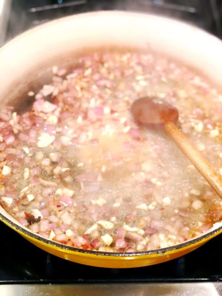 adding Vermouth to Sunday gravy