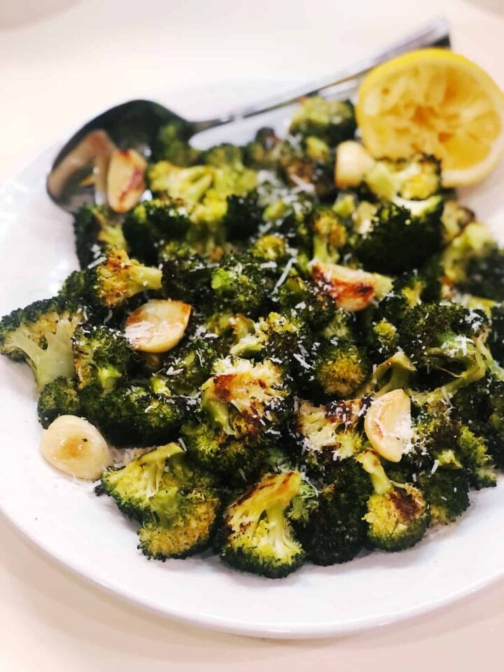 baked broccoli with garlic and parmesan