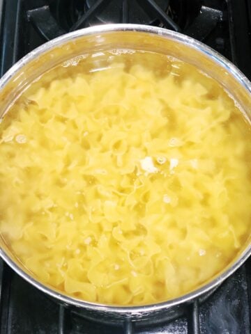 cooking egg noodles for ricotta pasta