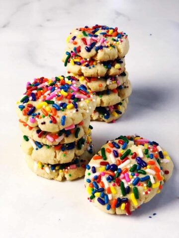 sprinkle cookies stacked up