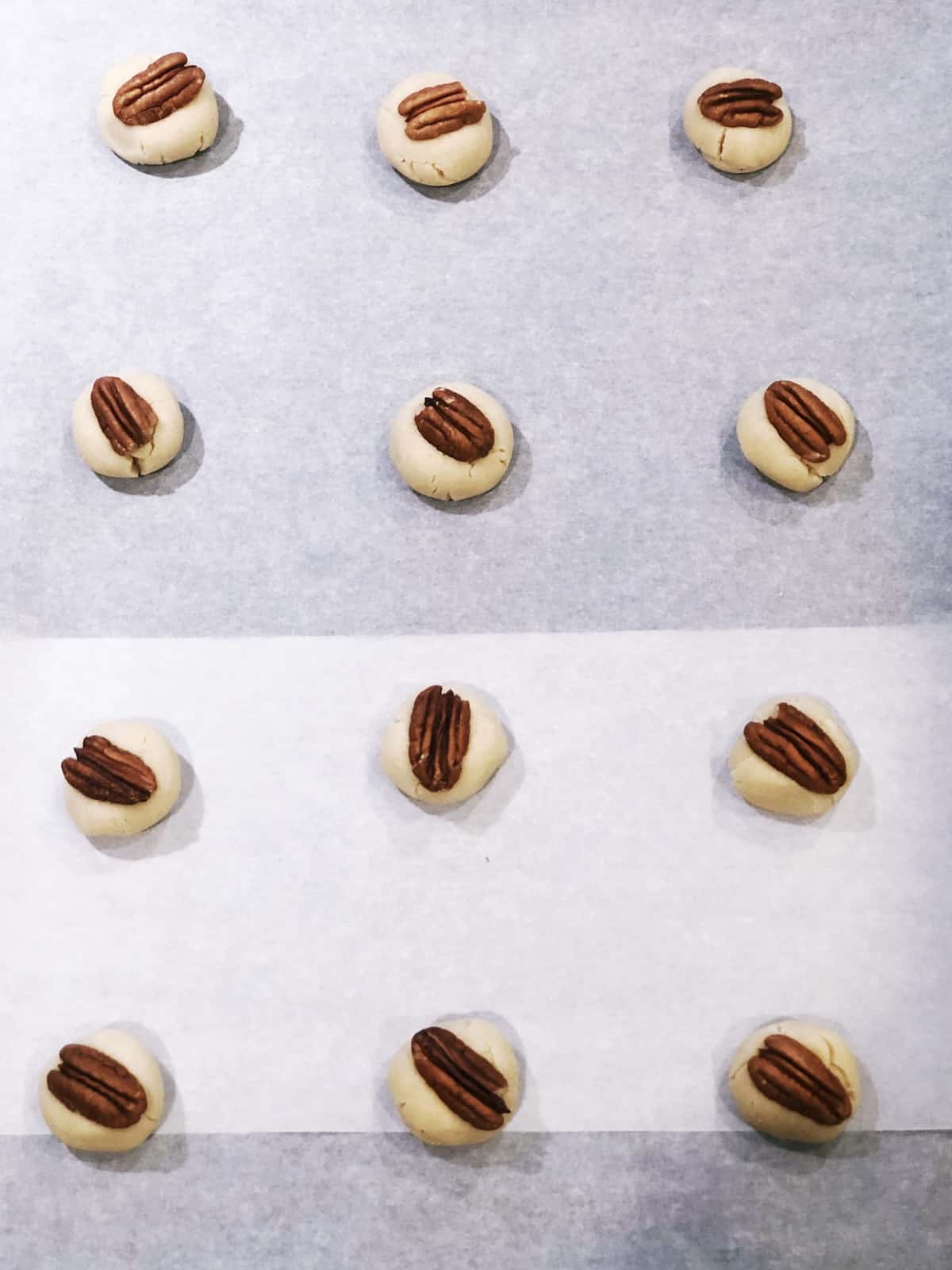 Fall cookie balls with pecans