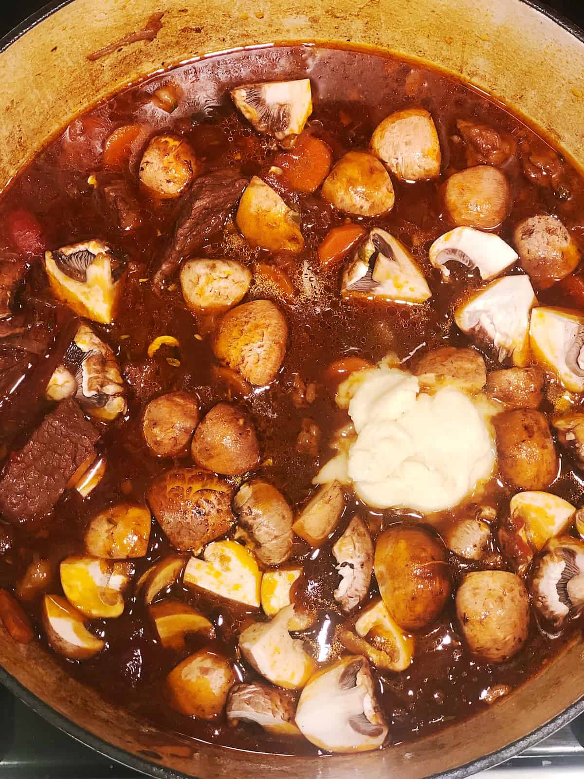 beurre manié added to beef daube