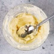 beurre manié mixed together