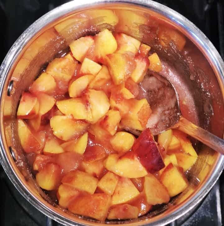 nectarine jam cooking