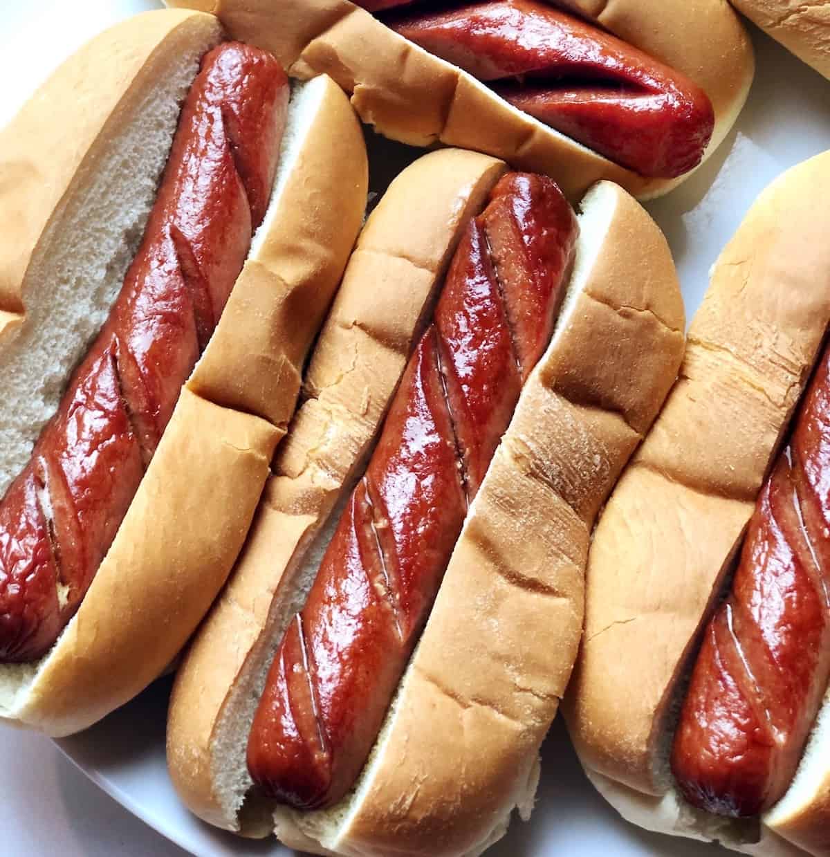 air fryer hot dogs in bun copy