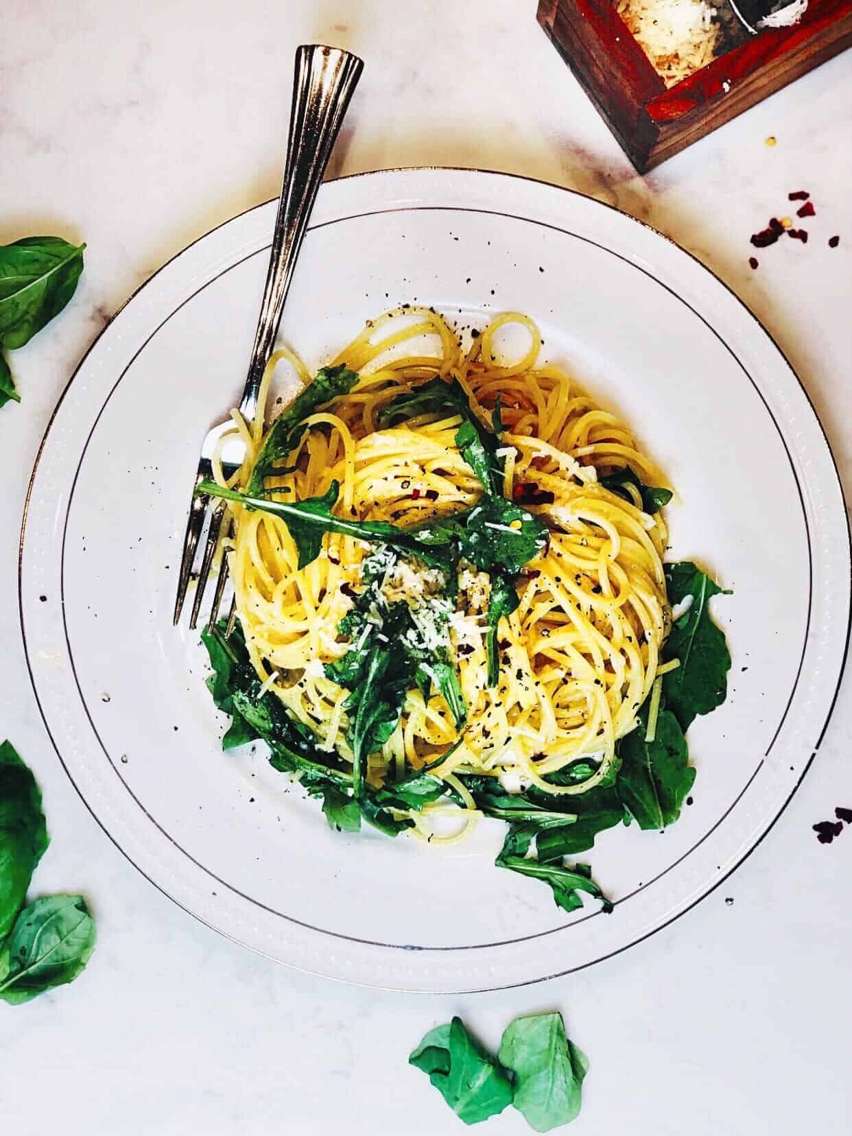 garlic and olive oil pasta