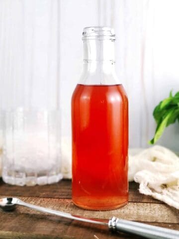 strawberry top simple syrup