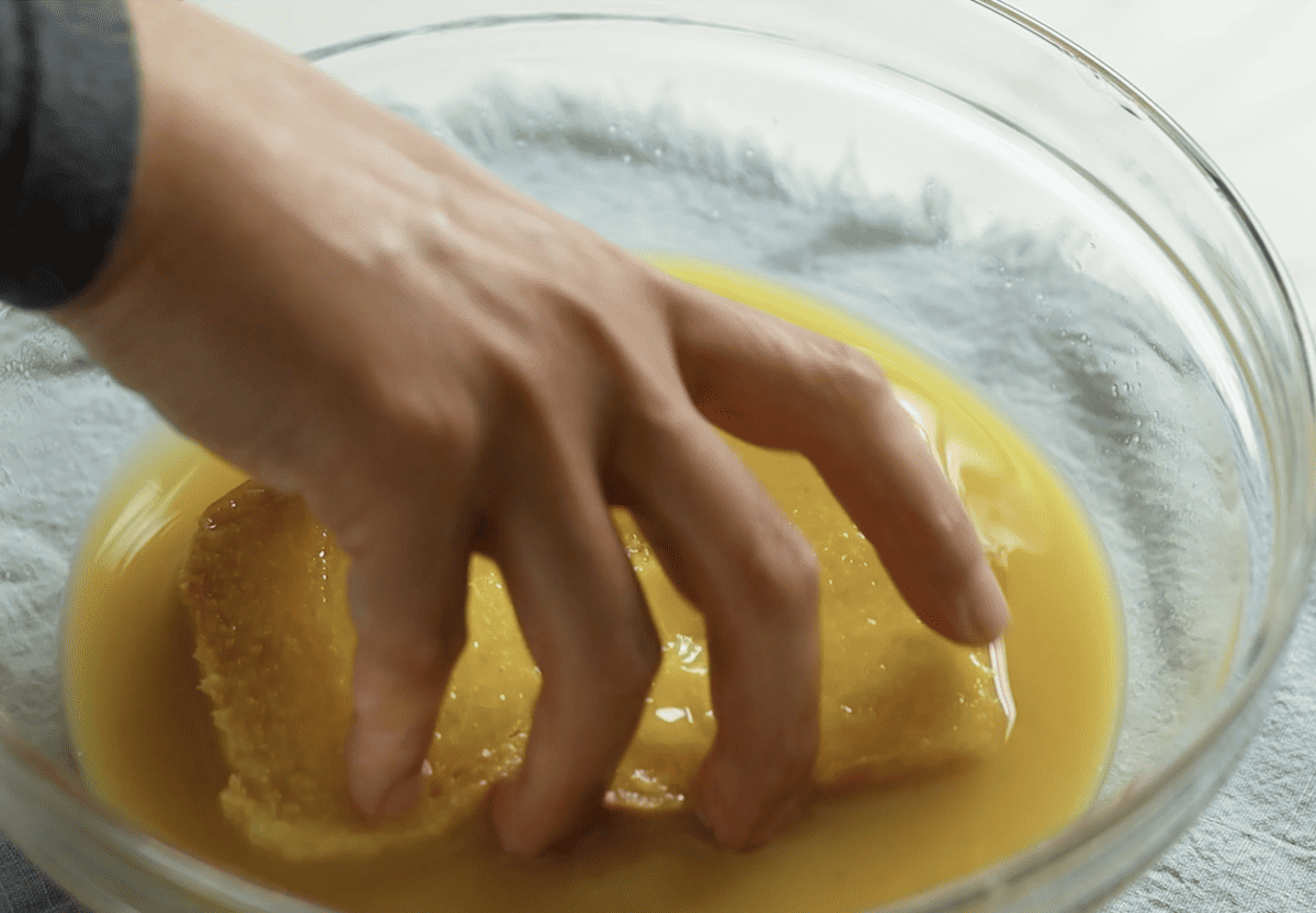 dipping brioche French toast