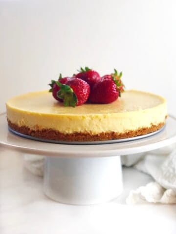 classic Philadelphia cheesecake recipe