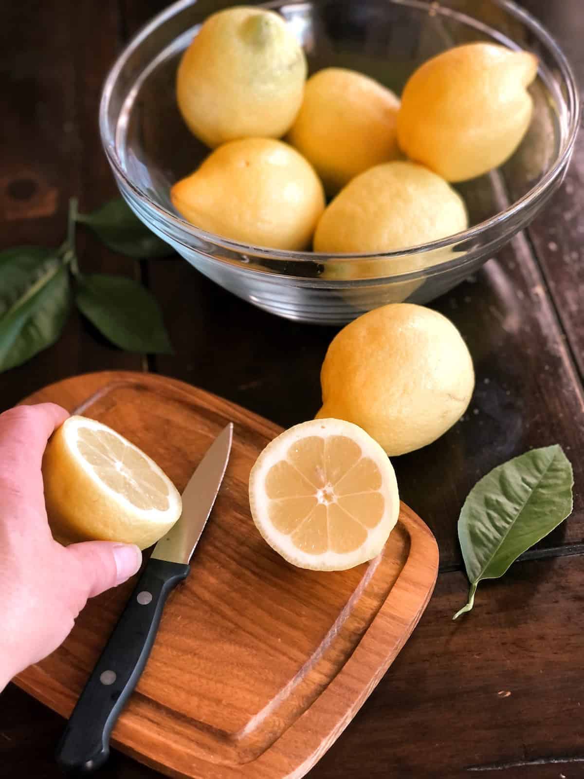 Cutting fresh lemons.